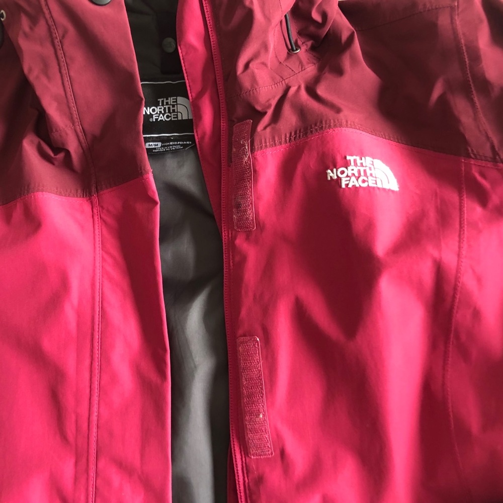 Northface wind breaker